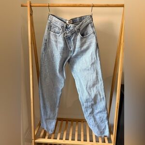 AGOLDE Criss-Cross Straight Leg Jean – Suburbia